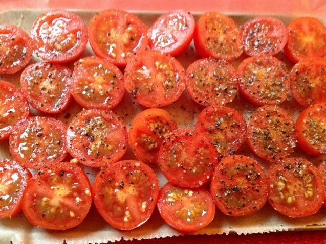 Spaghetti mit Trüffel, halbgetrockneten Kirschtomaten und Orangen-Sahnesoße - Rezept - Bild Nr. 5