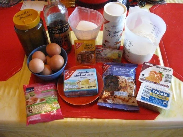 Rezept: Christstollen Gugelhupf Bild Nr. 2 Christstollen Gugelhupf - Rezept - Bild Nr. 2