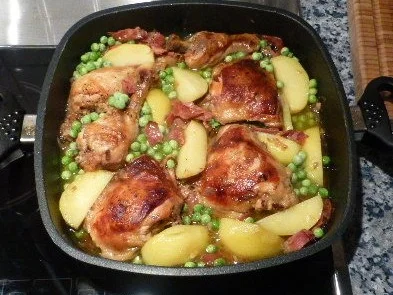 Rezept: Hähnchen in Cidre mit Kartoffeln und Erbsen Bild Nr. 6 Hähnchen in Cidre mit Kartoffeln und Erbsen - Rezept - Bild Nr. 6