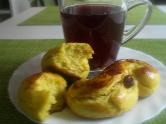 Rezept: Lussekatter (Luciagebäck) Lussekatter (Luciagebäck) - Rezept