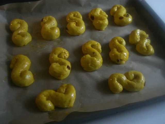 Rezept: Lussekatter (Luciagebäck) Bild Nr. 3 Lussekatter (Luciagebäck) - Rezept - Bild Nr. 3