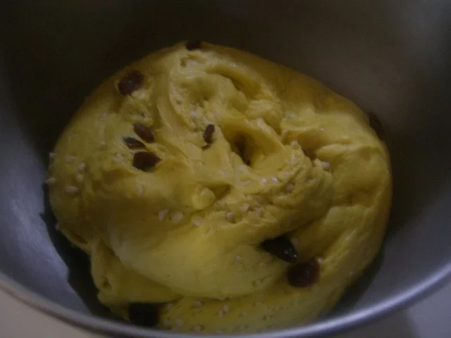 Rezept: Lussekatter (Luciagebäck) Bild Nr. 9 Lussekatter (Luciagebäck) - Rezept - Bild Nr. 9