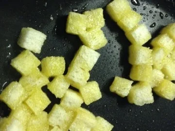 Pochiertes Rinderfilet mit Meerrettich-Croûtons - Rezept - Bild Nr. 4