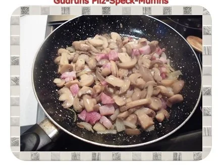 Rezept: Muffins: Pilz-Speck-Muffins Bild Nr. 6 Muffins: Pilz-Speck-Muffins - Rezept - Bild Nr. 6