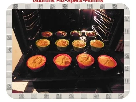 Rezept: Muffins: Pilz-Speck-Muffins Bild Nr. 18 Muffins: Pilz-Speck-Muffins - Rezept - Bild Nr. 18