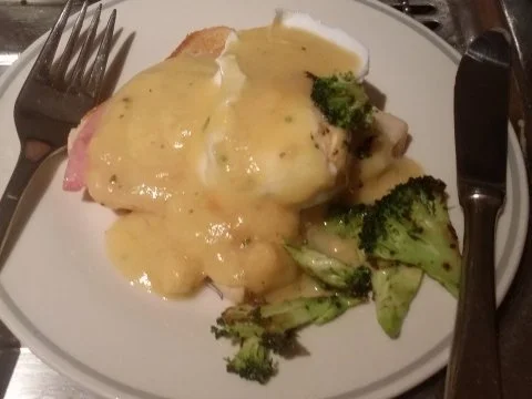 Eier Benedict in Kürbiscreme -Butter-Sauce - Rezept - Bild Nr. 5