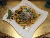 Rotes Heuschrecken Curry mit Wokgemüse - Rezept