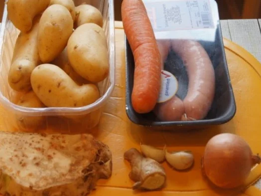 Curry-Kartoffelcremesuppe mit Einlage - Rezept - Bild Nr. 2