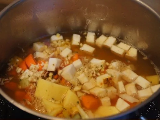 Curry-Kartoffelcremesuppe mit Einlage - Rezept - Bild Nr. 4