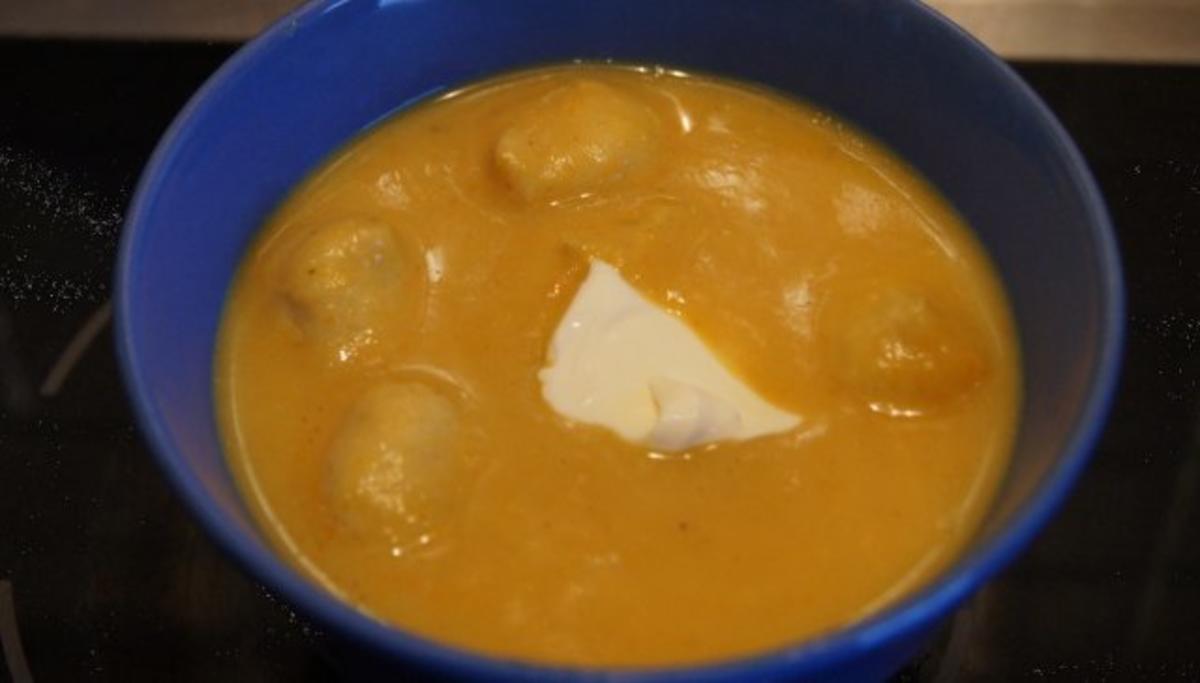Curry-Kartoffelcremesuppe mit Einlage - Rezept
