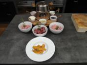 Fondue mit dreierlei Fleisch und fünf Saucen - Rezept