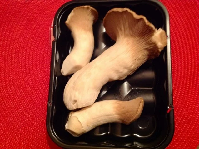 Rezept: Feldsalat mit Kräuterseitlingen, Trauben und Salatkerne-Mix Bild Nr. 5 Feldsalat mit Kräuterseitlingen, Trauben und Salatkerne-Mix - Rezept - Bild Nr. 5