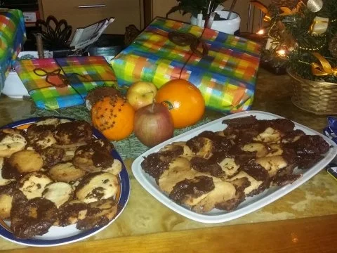 Rezept: Omas Zitronenplätzchen Bild Nr. 2 Omas Zitronenplätzchen - Rezept - Bild Nr. 2