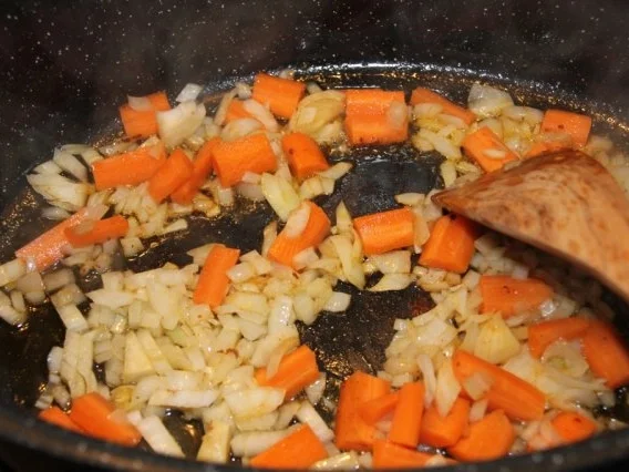 Werner's Hase mit Rosenkohl und Kartoffeln - Rezept - Bild Nr. 3