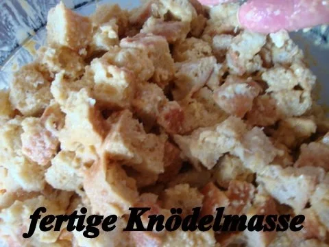 Rezept: pikanter "Königskuchen" in Portwein-Sahnesößchen Bild Nr. 10 pikanter "Königskuchen" in Portwein-Sahnesößchen - Rezept - Bild Nr. 10