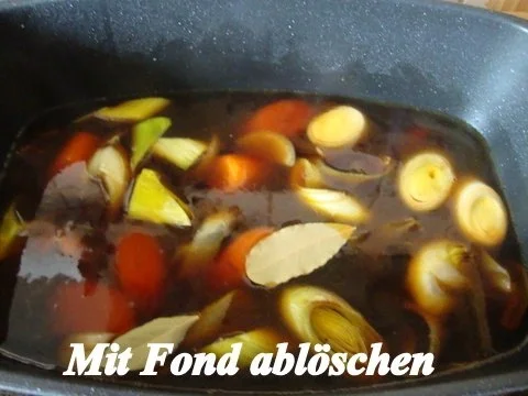 Rezept: pikanter "Königskuchen" in Portwein-Sahnesößchen Bild Nr. 18 pikanter "Königskuchen" in Portwein-Sahnesößchen - Rezept - Bild Nr. 18