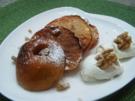 Knusprige Apfelringe mit Marzipansahne - Rezept