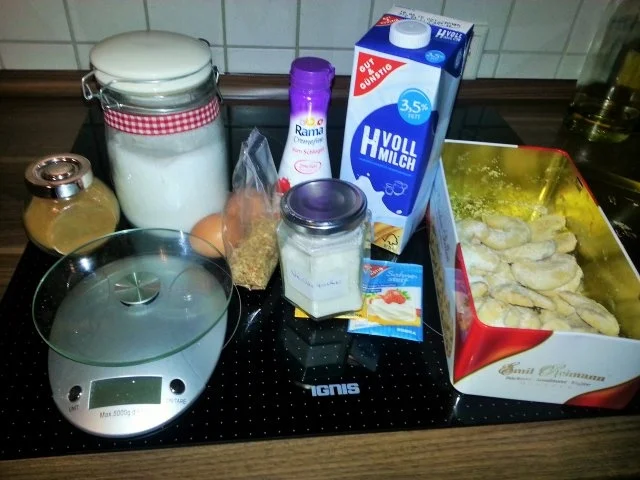 Rezept: Vanillekipferlparfait Bild Nr. 2 Vanillekipferlparfait - Rezept - Bild Nr. 2