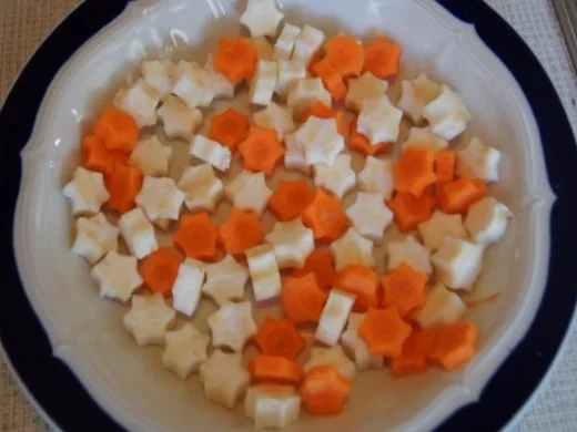 Rezept: Gänsekleinsuppe Bild Nr. 5 Gänsekleinsuppe - Rezept - Bild Nr. 5