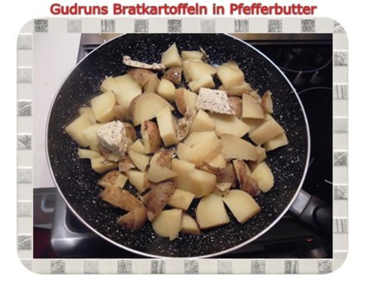 Kartoffeln: Bratkartoffeln in Pfefferbutter - Rezept - Bild Nr. 3