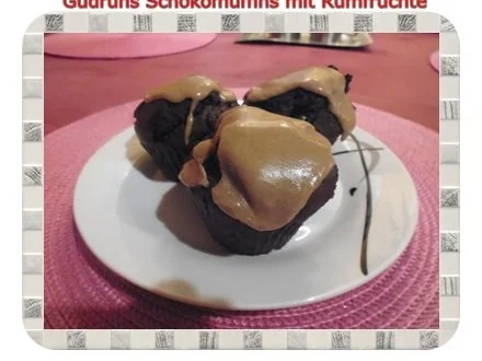 Muffins: Schoko-Muffins mit Rum-Beeren - Rezept