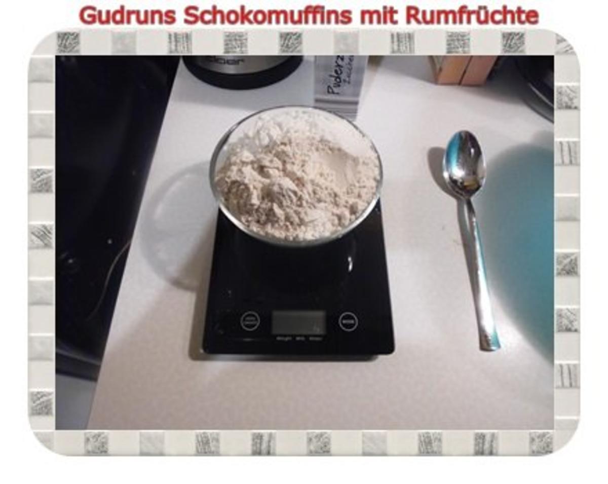Muffins: Schoko-Muffins mit Rum-Beeren - Rezept - Bild Nr. 3