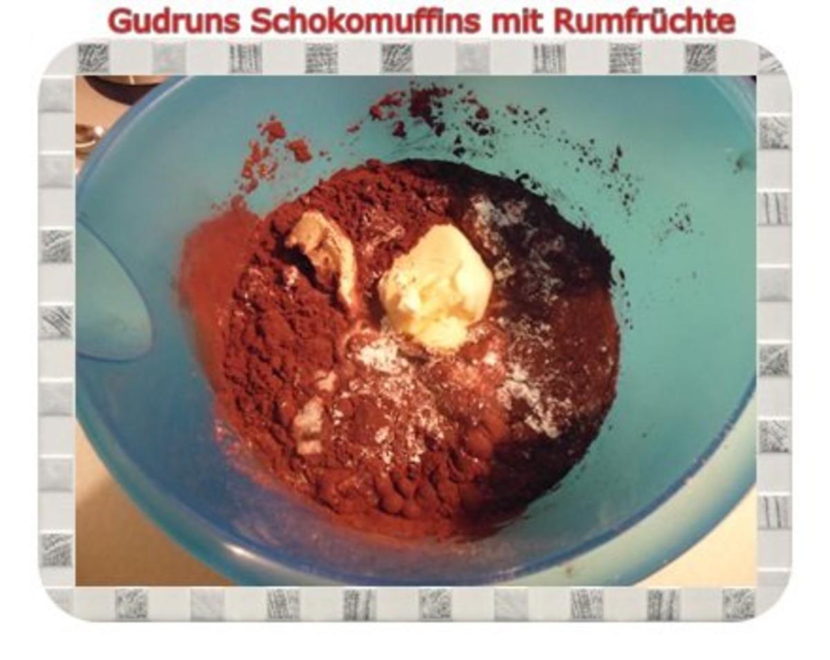 Muffins: Schoko-Muffins mit Rum-Beeren - Rezept - Bild Nr. 8