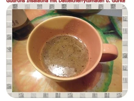 Salat: Insalatina mit Dattelcherrytomaten und Gurke in Honig-Senf-Orangendressing - Rezept - Bild Nr. 5