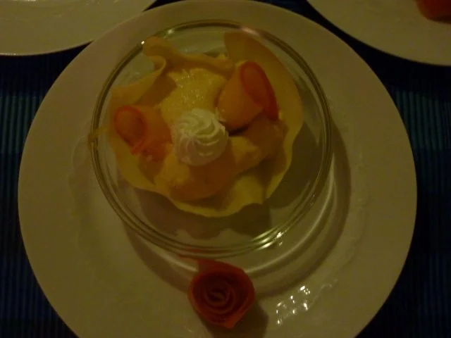 Tulipane mit Kakicrème - Rezept