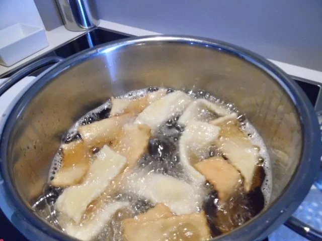 Chiacchiere - Rezept - Bild Nr. 5