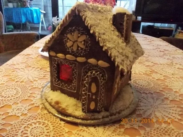 Rezept: Pfefferkuchenhaus Bild Nr. 3 Pfefferkuchenhaus - Rezept - Bild Nr. 3