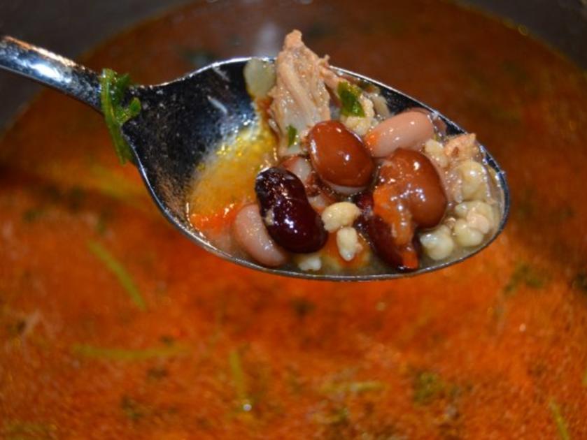 Mitternachtssuppe Silvestersuppe oder Neujahrssuppe - von dogeckhard