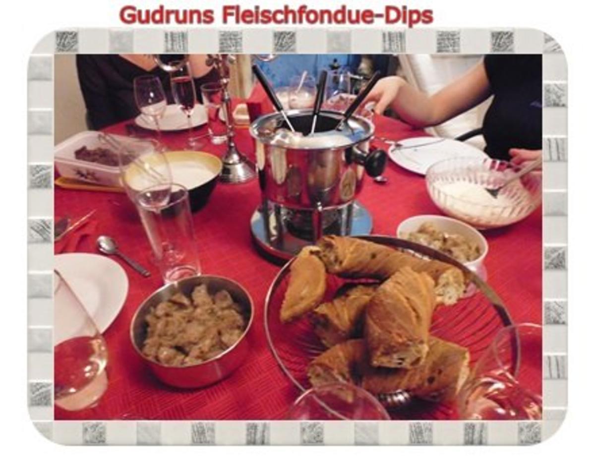 Bilder für Dips: 4 Fondue-Dips mit extra Knobipower! - Rezept