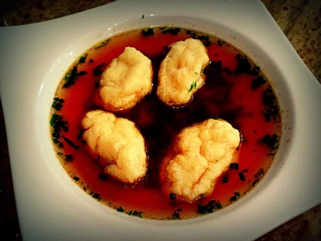 Grießnockerl als Suppeneinlage; Vorspeise - Rezept