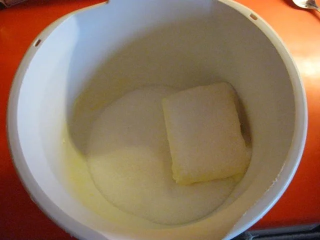 Rezept: Kirsch - Gugelhupf mit Marzipan Bild Nr. 3 Kirsch - Gugelhupf mit Marzipan - Rezept - Bild Nr. 3