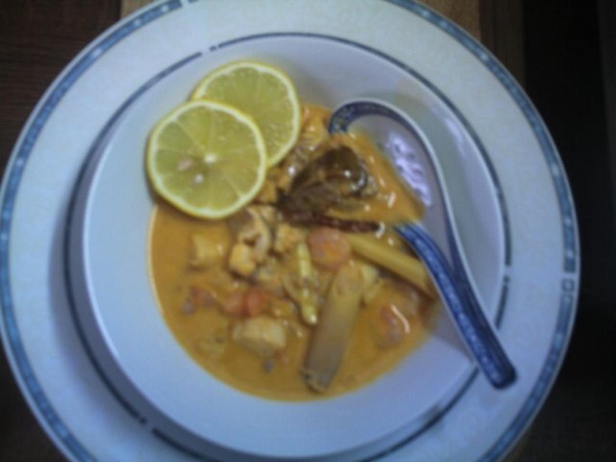 Fischsuppe mit Coco-Milch - Rezept - Bild Nr. 3