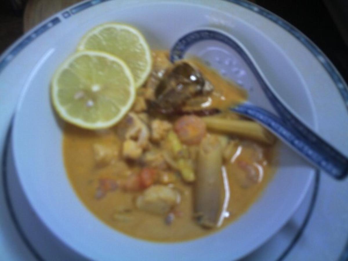 Fischsuppe mit Coco-Milch - Rezept - Bild Nr. 4