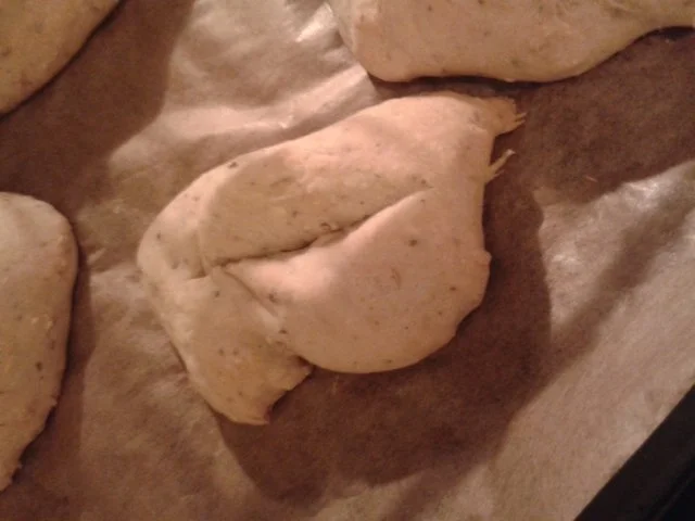 Stockbrot "bon falaise" | Brötchen "bon falaise"   mit Kräutern der Provence - Rezept