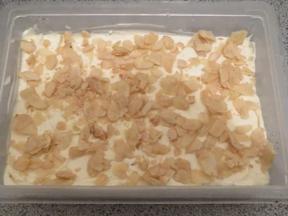 Rezept: Dessert: Cremespeise nach Tiramisu-Art Bild Nr. 3 Dessert: Cremespeise nach Tiramisu-Art - Rezept - Bild Nr. 3