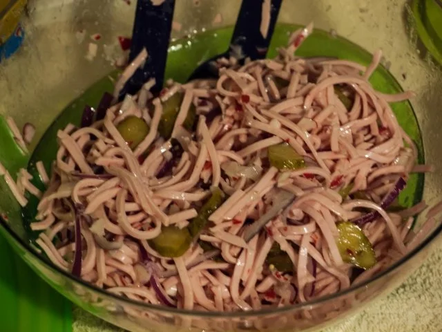 Rezept: Salat: Fleischkäse-Salat Salat: Fleischkäse-Salat - Rezept