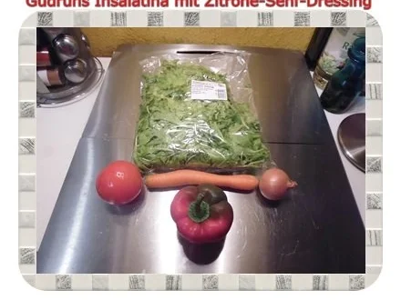 Salat: Insalatina mit Zitrone-Senf-Dressing - Rezept - Bild Nr. 2