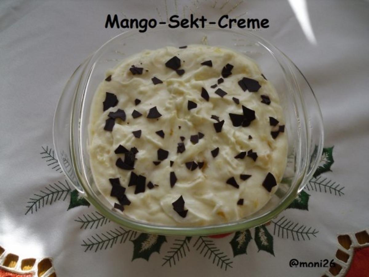 Bilder für Dessert: Mango-Sekt-Creme Rezept