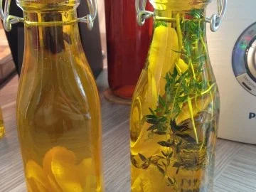 Rezept: Zitronen-Öl Zitronen-Öl - Rezept