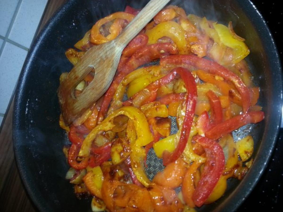 Paprikasuppe mit knuspriger Chorizo - Rezept - Bild Nr. 4