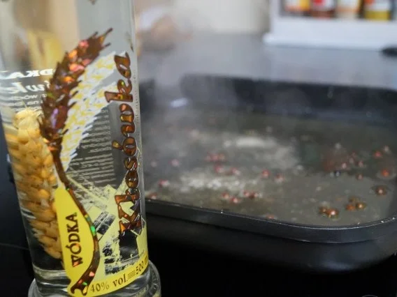 Hüftrindersteak  und roten /schwarzen eingelegten Pfefferkörnern - Rezept - Bild Nr. 5