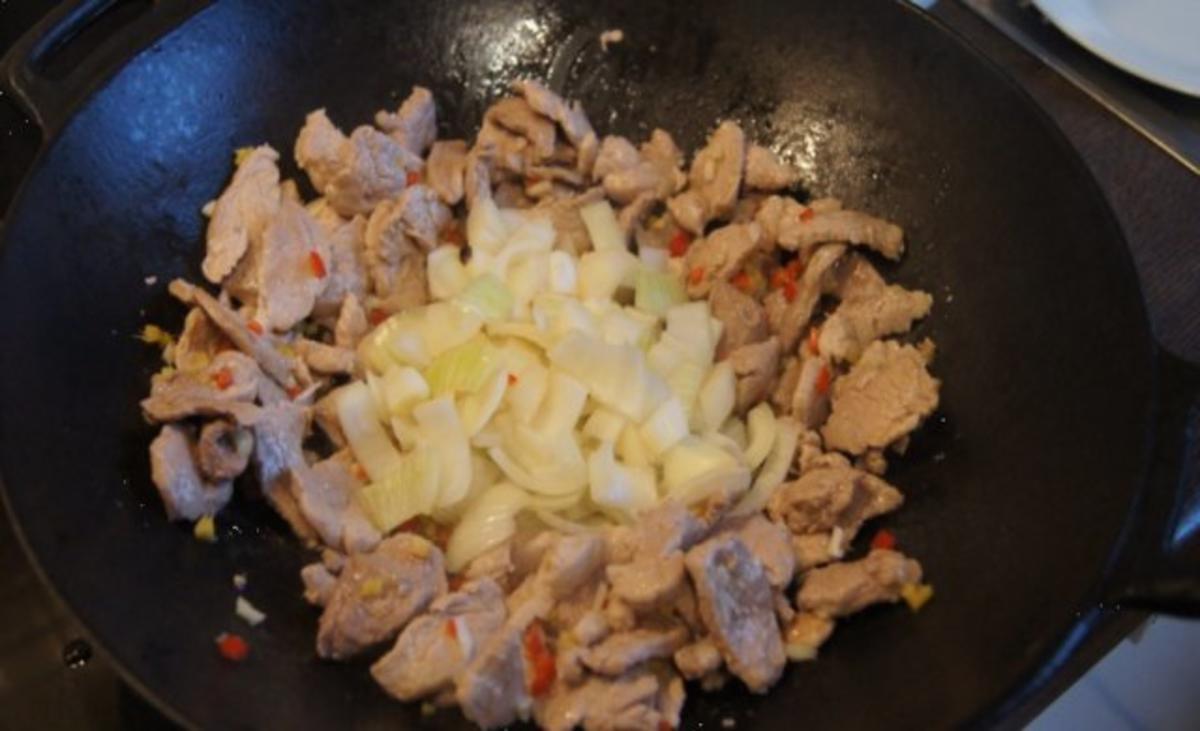Schweinefilet süß-sauer mit Gemüse und Curry-Reis - Rezept - Bild Nr. 9