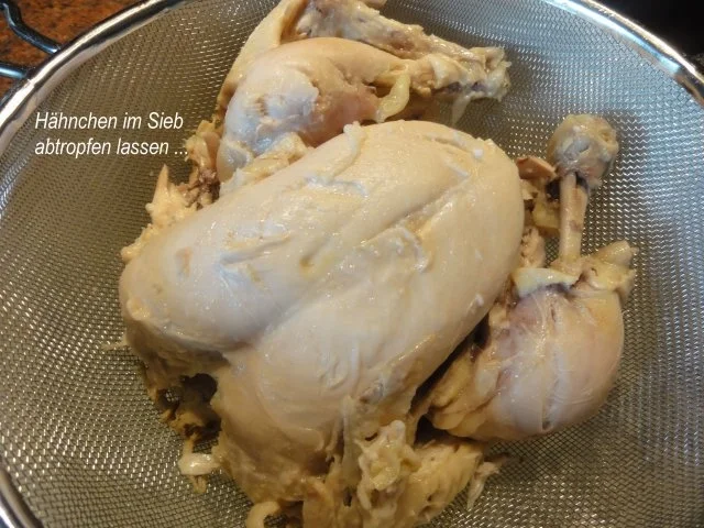 Rezept: Suppe: feine HÜHNCHENBRÜHE Bild Nr. 4 Suppe: feine HÜHNCHENBRÜHE - Rezept - Bild Nr. 4