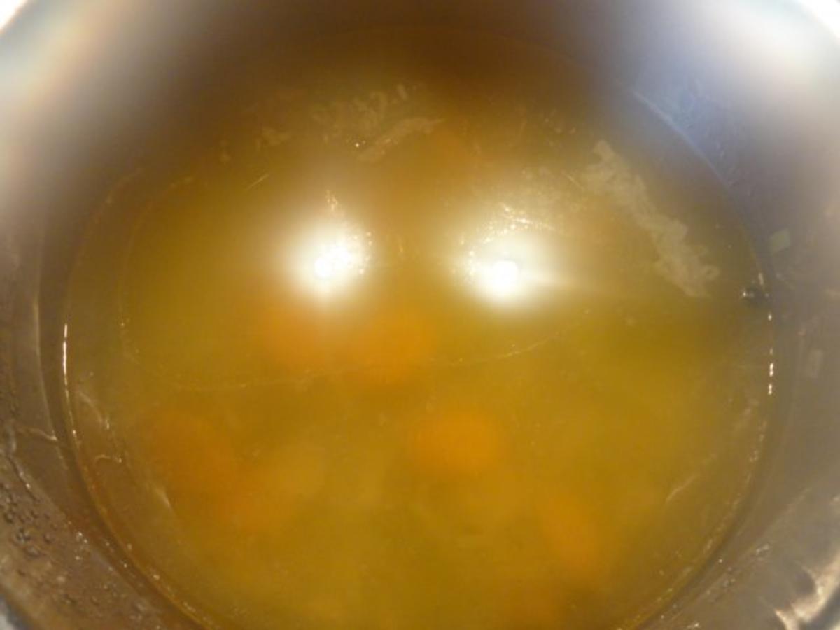 Suppe:  feine HÜHNCHENBRÜHE - Rezept - Bild Nr. 5