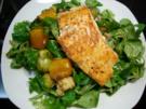Lauwarmes Wintergemüse vom Blech mit Lachs - Rezept