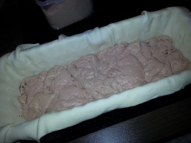 Rezept: Leberkäspastete mit Pilzfülung an knackigem Gurkensalat Bild Nr. 4 Leberkäspastete mit Pilzfülung an knackigem Gurkensalat - Rezept - Bild Nr. 4